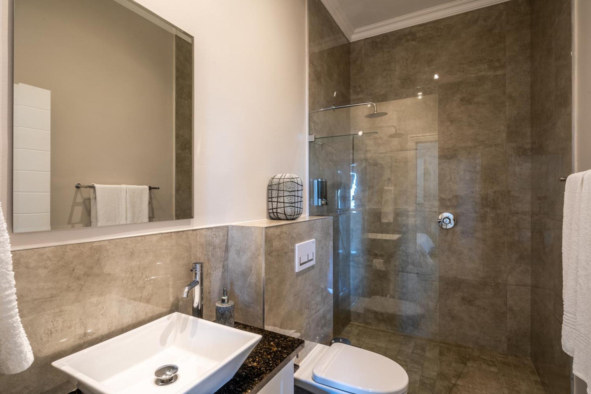 Seashore 2 Bedroom Luxury Unit - Breakwaters Haven Knysna Luaran gambar